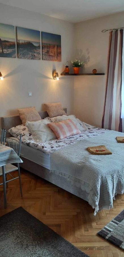Апартаменты Rosy Apartman Вонярцвашхедь Экстерьер фото